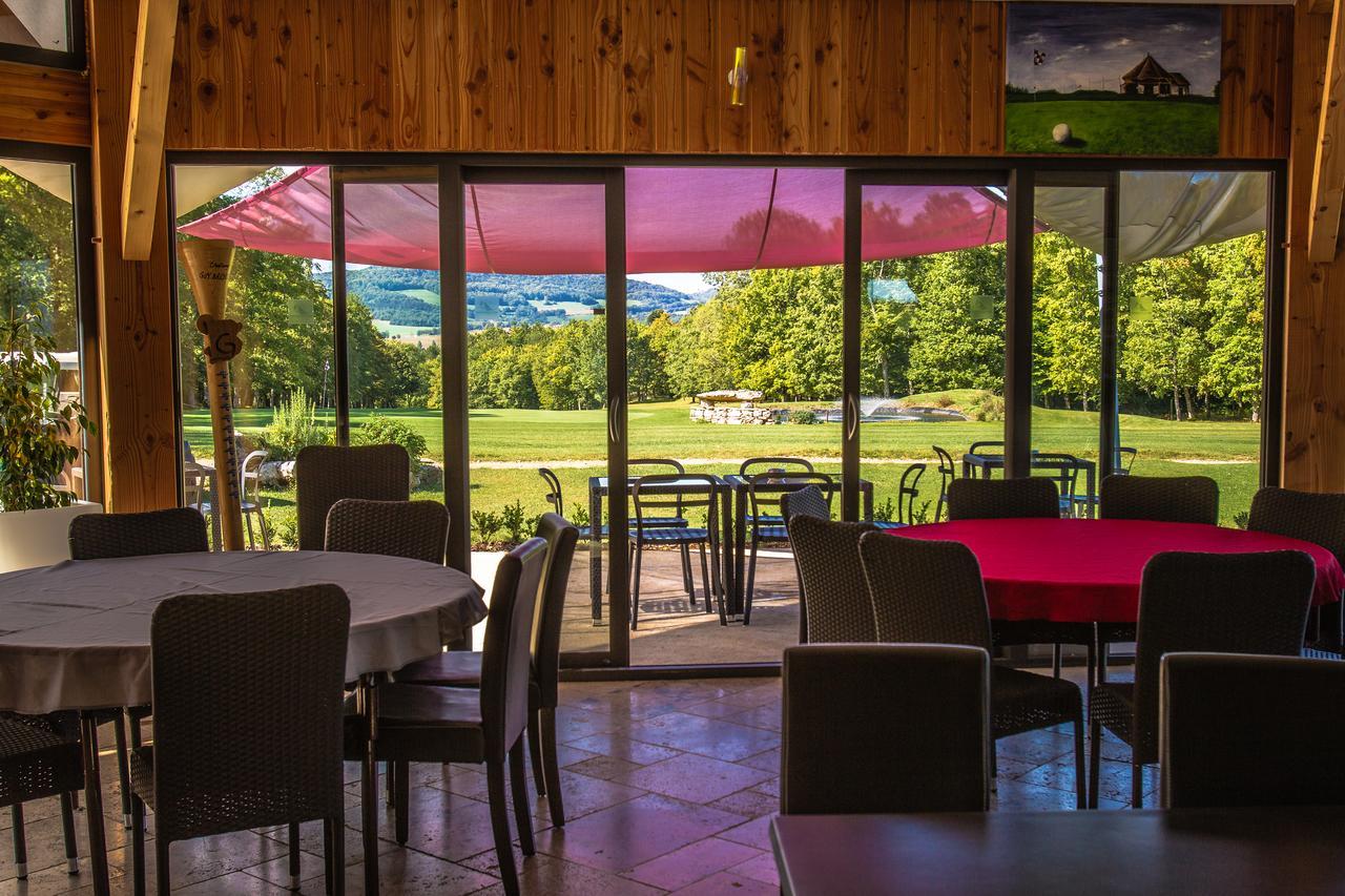 Golf De La Chassagne Hotel Mâlain Buitenkant foto